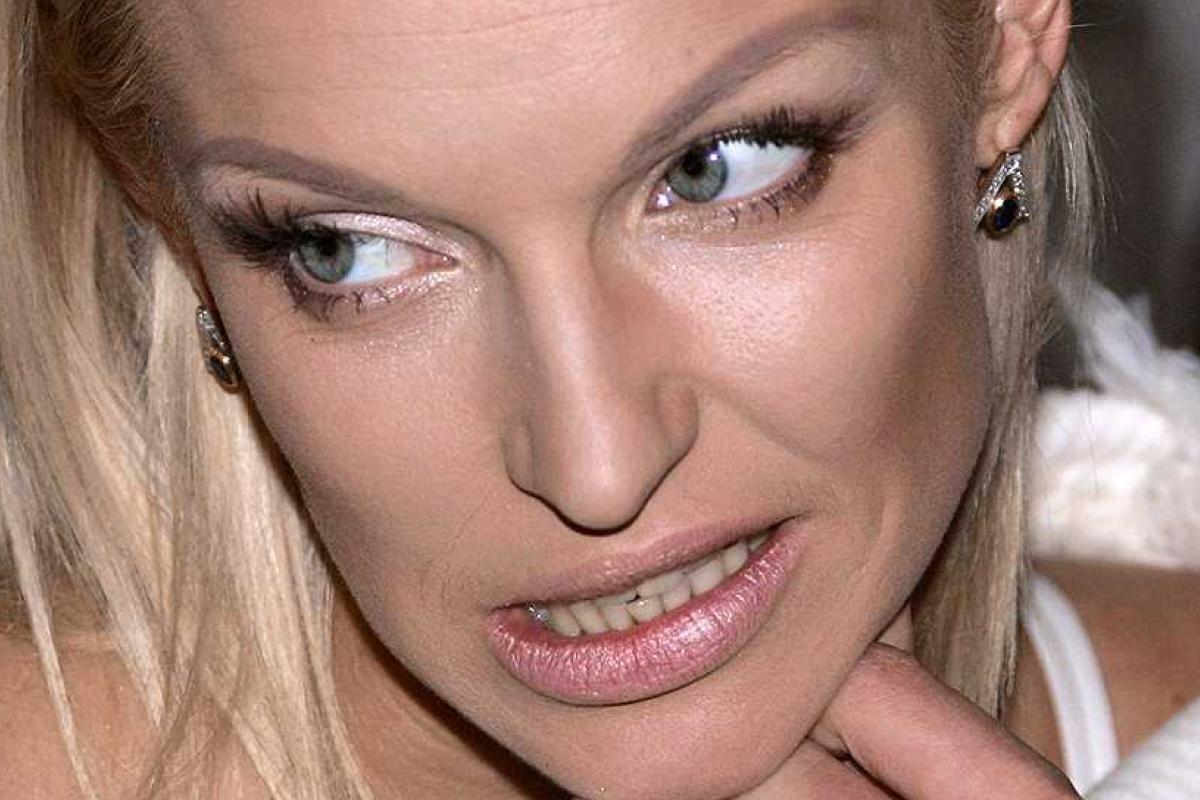 Анастасии Волочковой грозит крупный штраф и "черный список" актеров