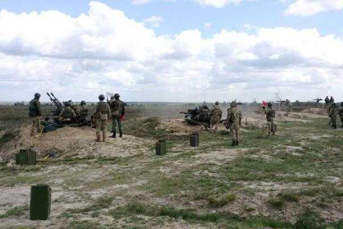 На Ровенщине не смолкают пулеметные очереди