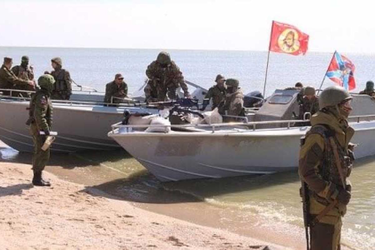Морпехи ВС РФ обучают боевиков "ДНР" десантированию на берег и захвату прибрежной территории - Тымчук