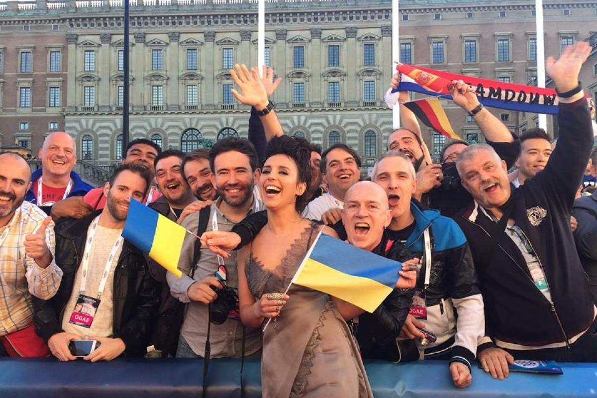 Интервью Джамалы на открытии "Евровидения-2016"