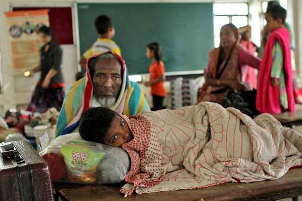 В Бангладеш бушует циклон: уже известно о 23 погибших