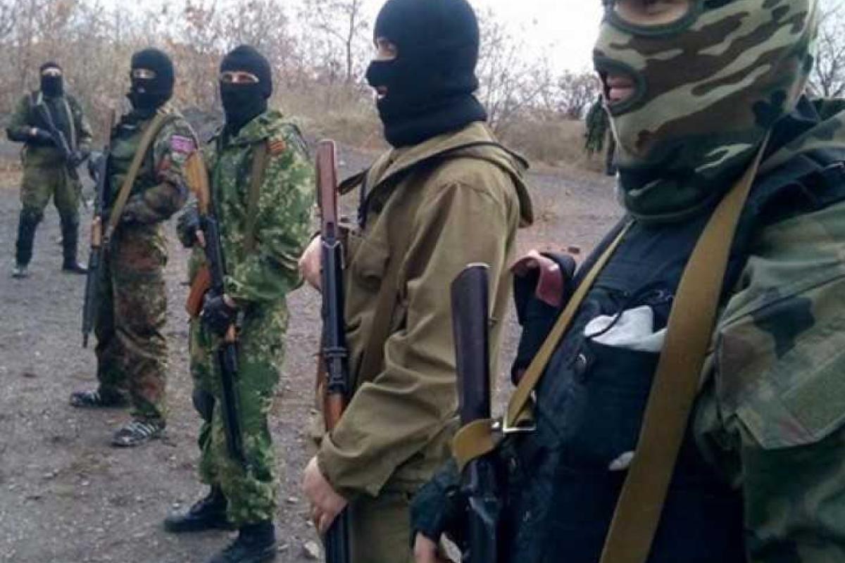 Боевики на Донбассе отказываются "за свой счет" покупать себе медали Боевики на Донбассе отказываются "за свой счет" покупать себе медали