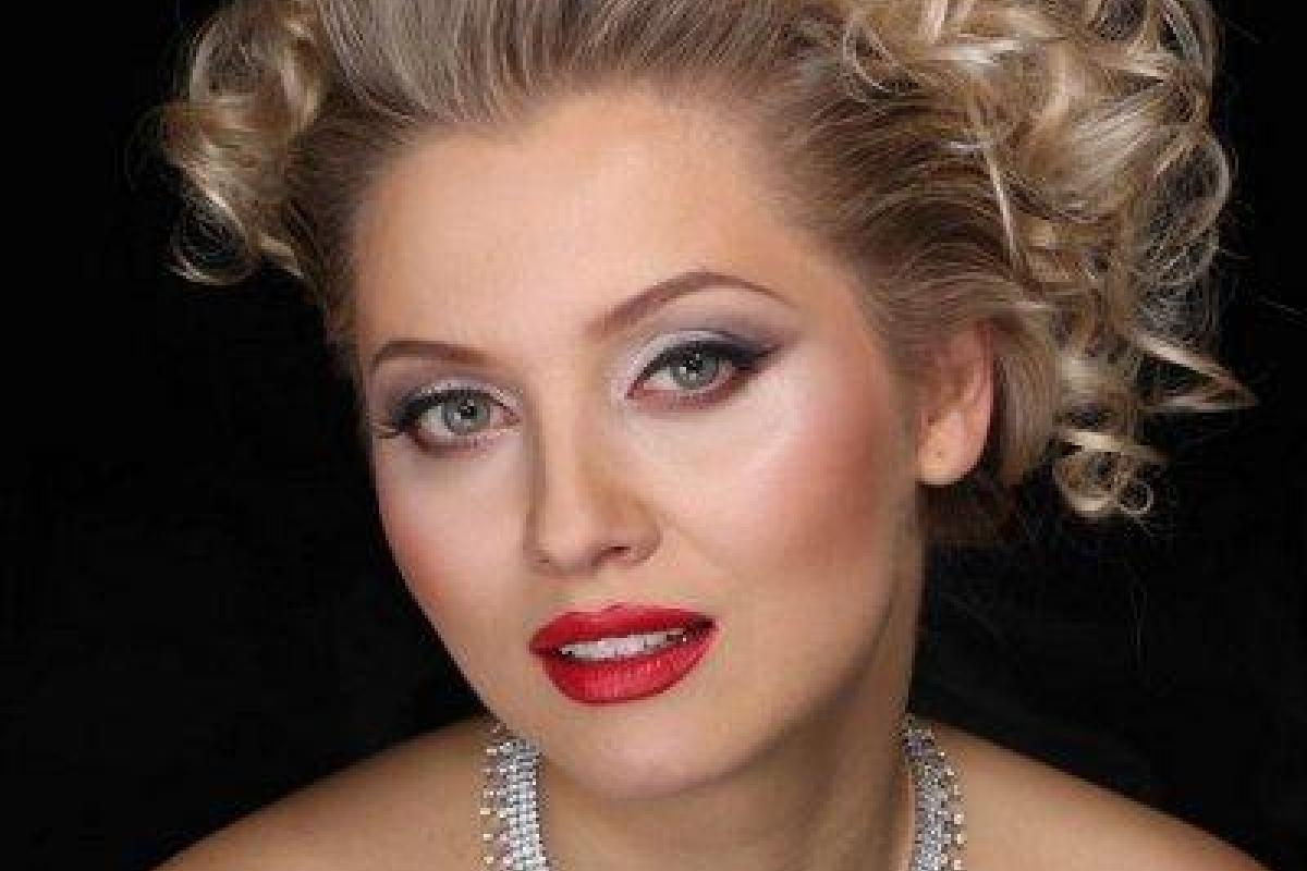 Светская львица Лена Ленина поразила Канны роскошным нарядом