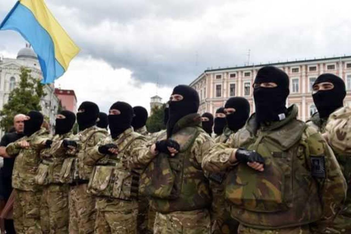 В Киеве батальон ВСУ "Айдар" отмечает вторую годовщину создания В Киеве батальон ВСУ "Айдар" отмечает вторую годовщину создания