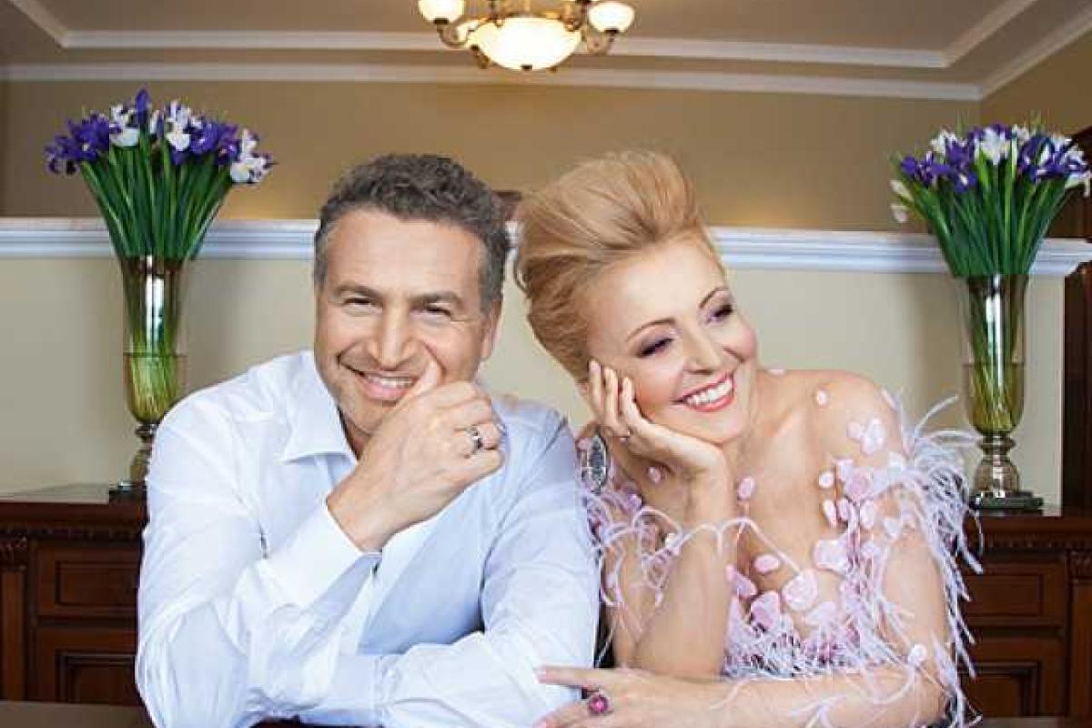 Анжелика Варум вместе со своей дочерью снялась в трогательной фотосессии