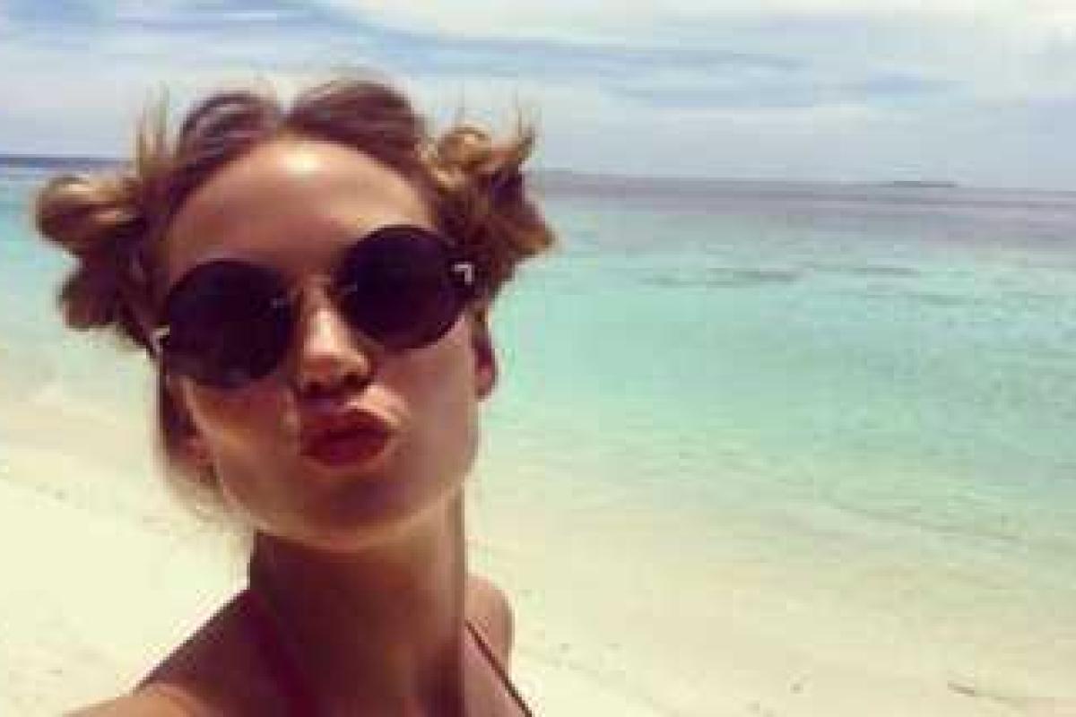 Певица Глюкоза снялась обнаженной на Мальдивах