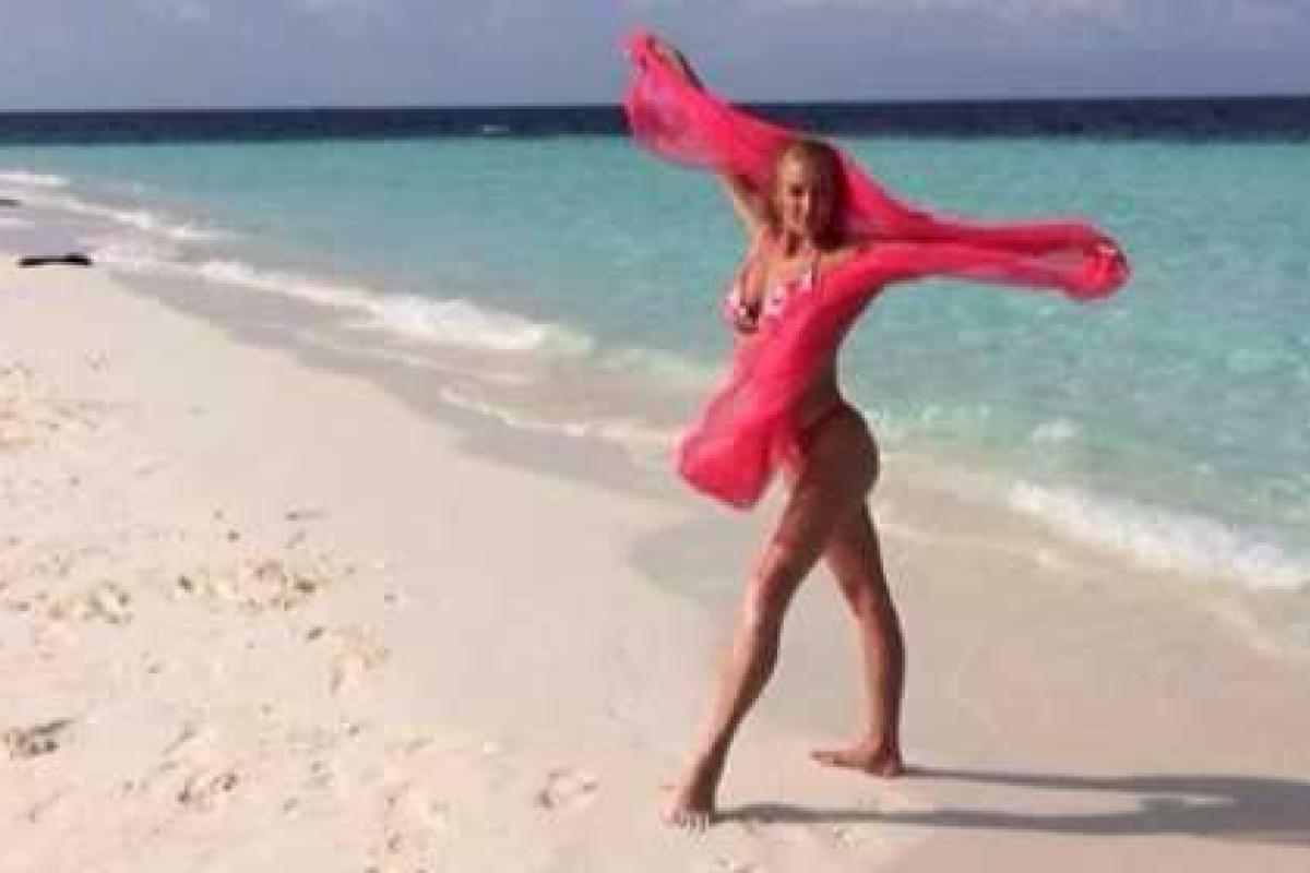 На Мальдивах Анастасию Волочкову чуть не съели акулы