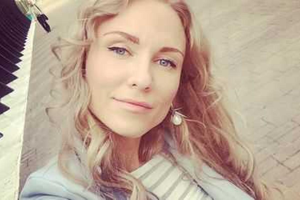 Телеведущая Катя Гордон смело обнажилась перед своими поклонниками