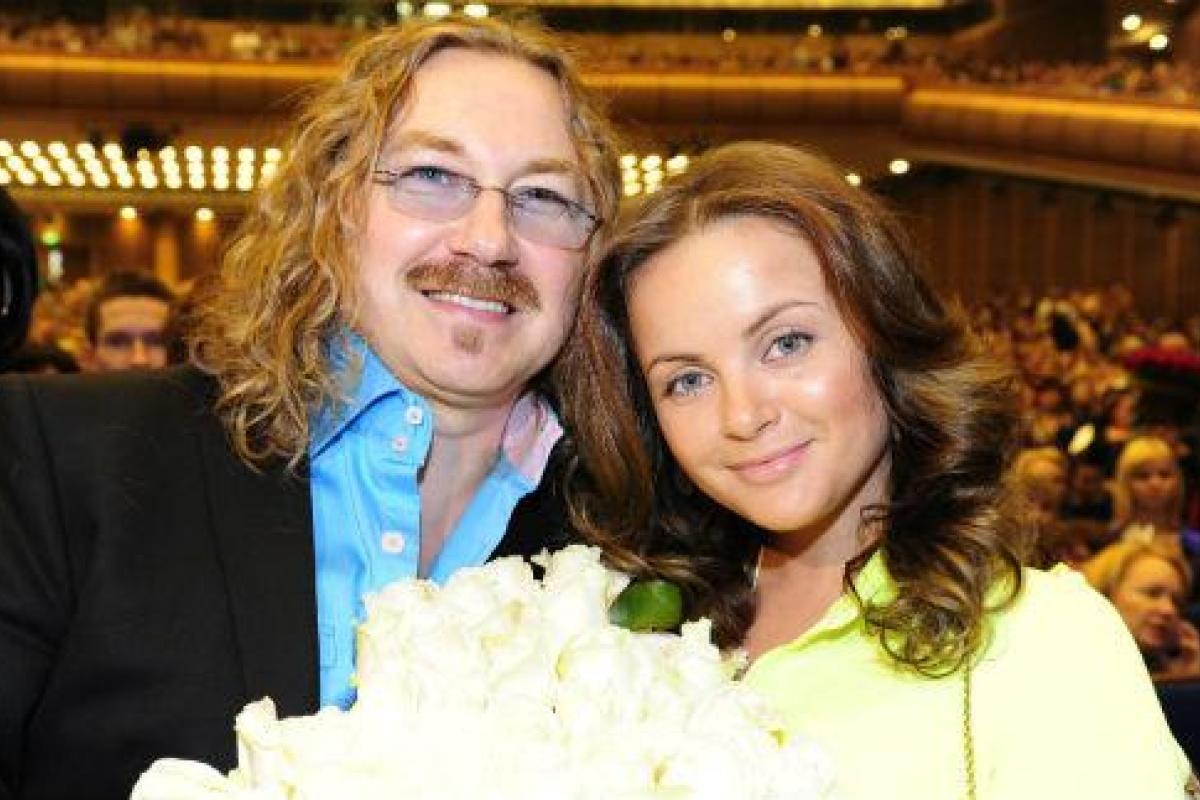 В сети появился снимок семимесячной дочери певца Игоря Николаева