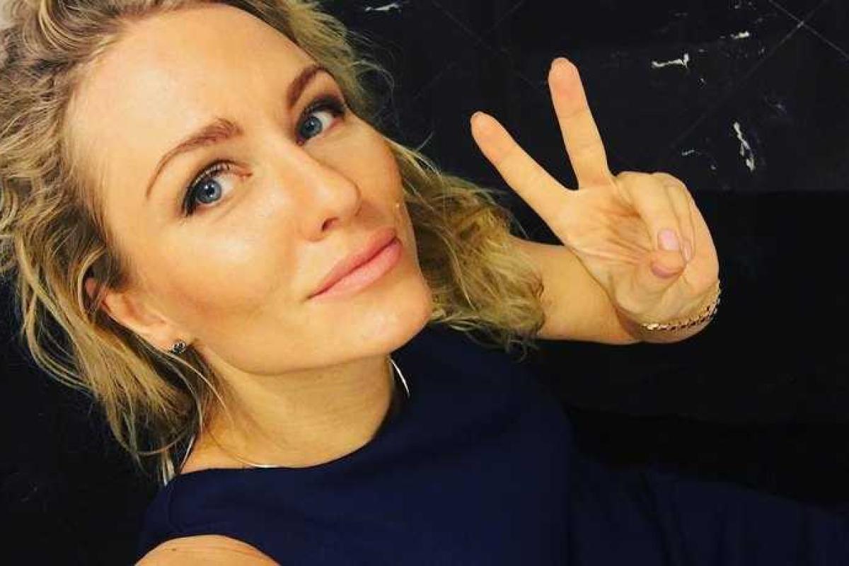 Журналистке Кате Гордон сделали операцию на глазах