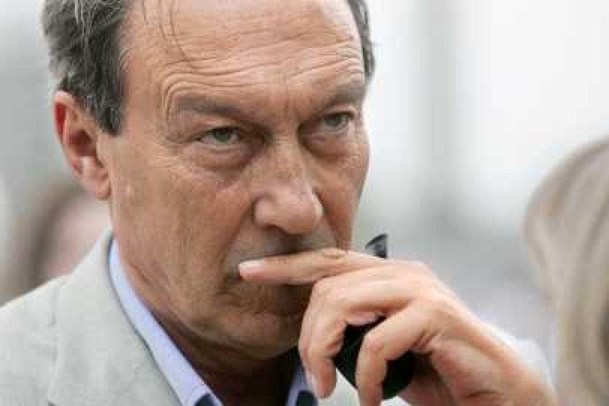 Актеру советского кино Олегу Янковскому установили памятник в Саратове