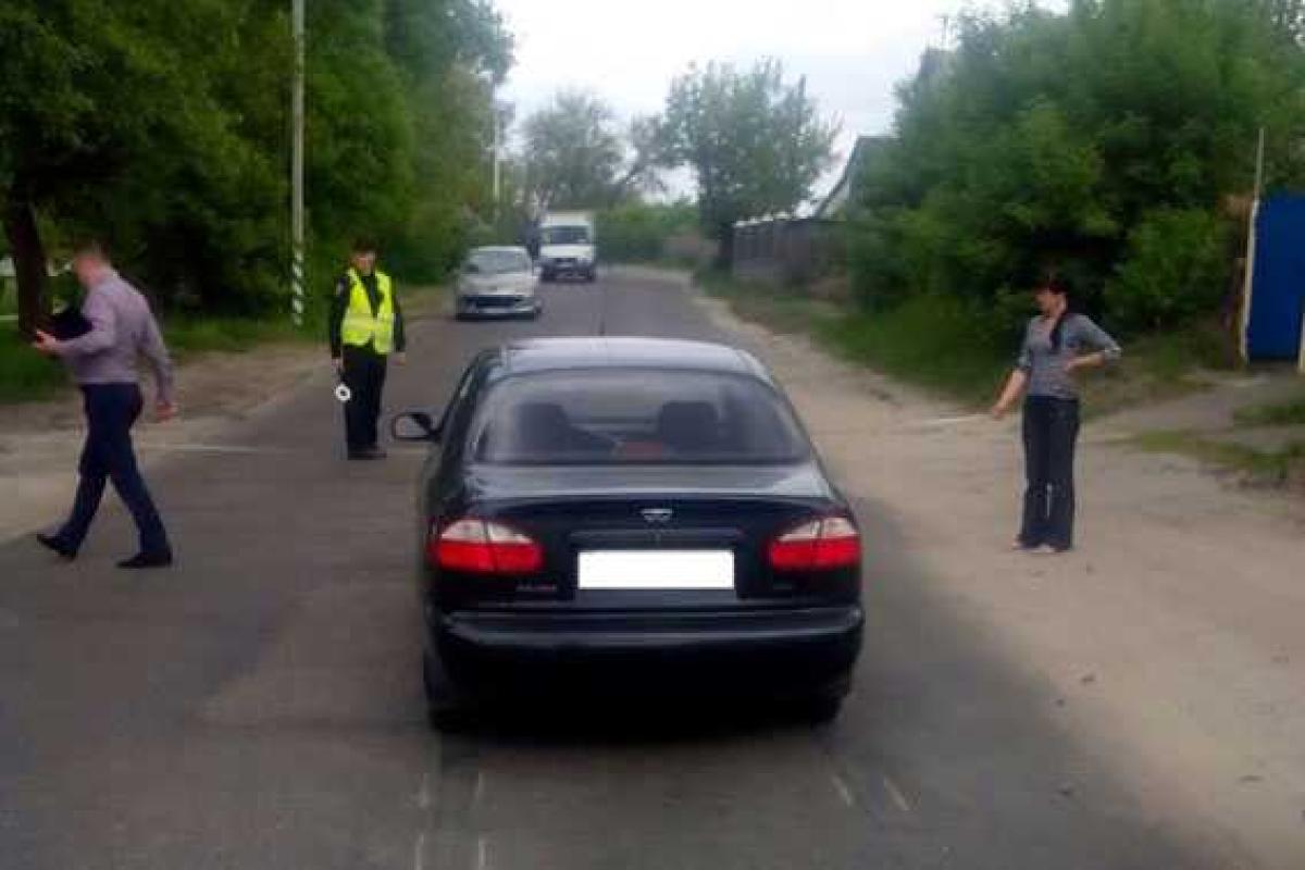В Полтаве под колесами "Daewoo Lanos" оказался 6-летний мальчик В Полтаве под колесами "Daewoo Lanos" оказался 6-летний мальчик