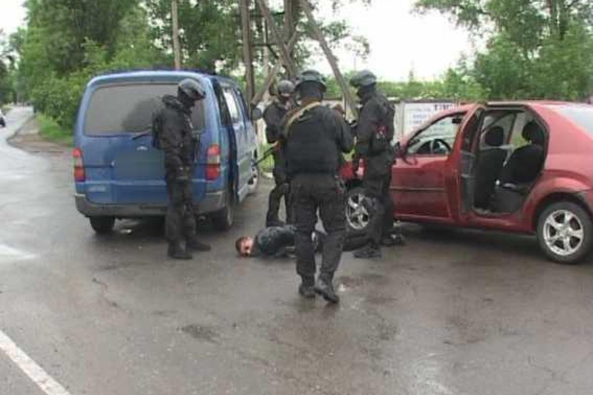 На въезде в Одессу задержана ОПГ, совершившая вооруженное разбойное нападение на Ровенщине На въезде в Одессу задержана ОПГ, совершившая вооруженное разбойное нападение на Ровенщине