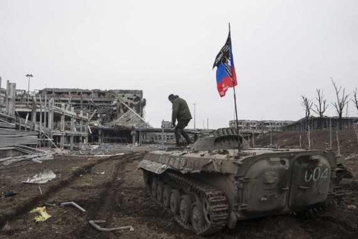 Боевики "ДНР" продолжают активную переброску техники и распускают слухи о наступлении