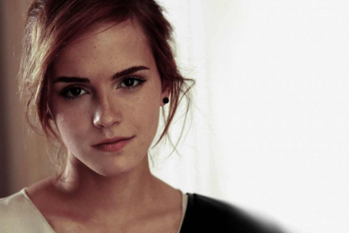 Актриса Эмма Уотсон удивила публику необычным эко-нарядом