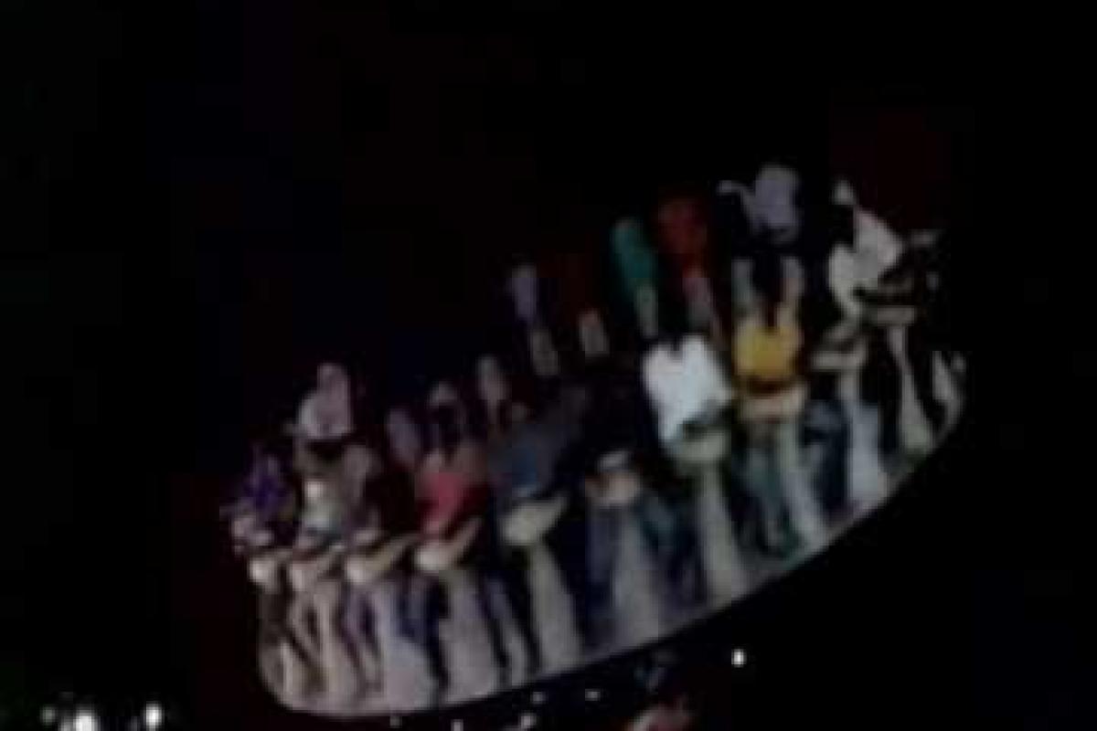 Фатальные развлечения: в Индии рухнул аттракцион с людьми