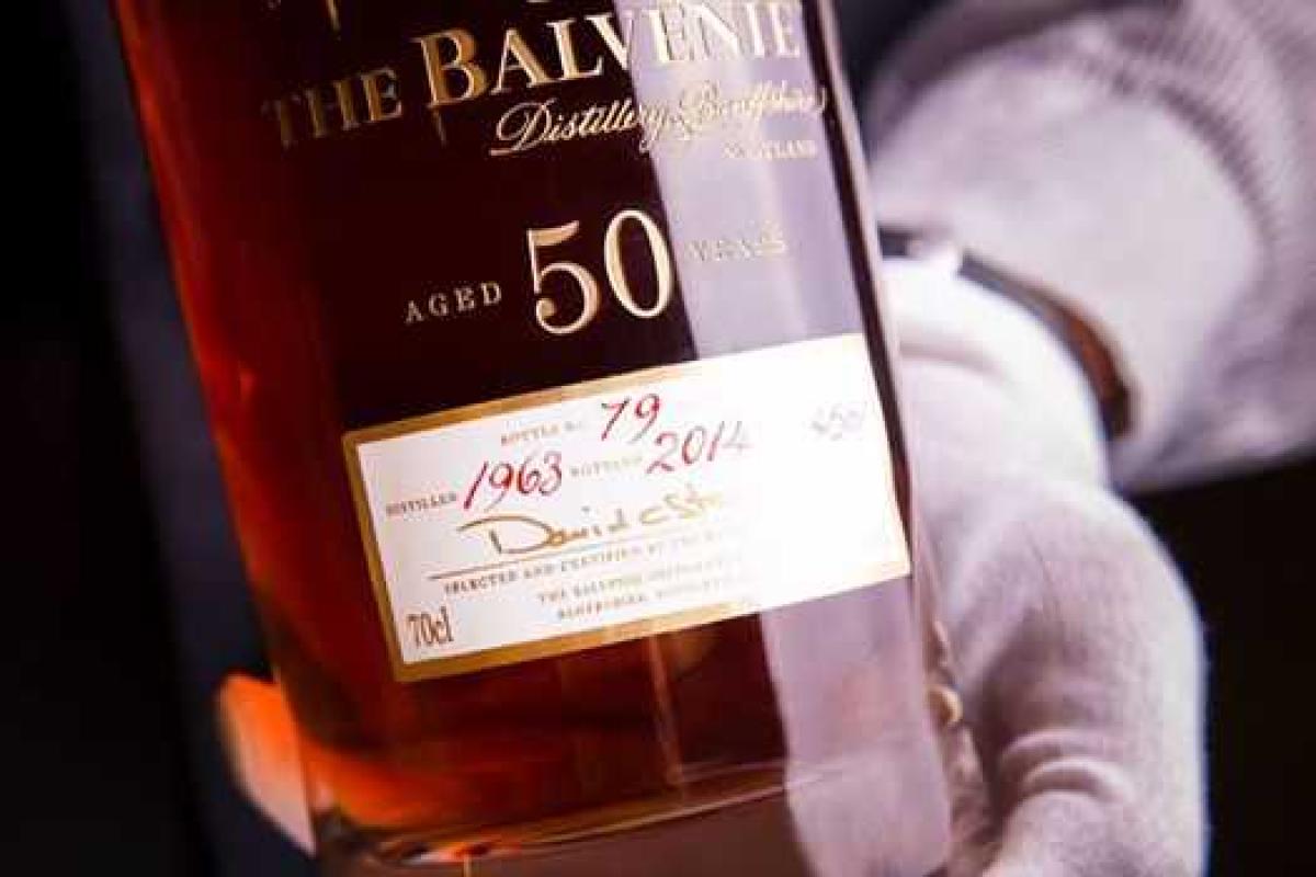 В киевском супермаркете появилась в продаже бутылка виски за 1 млн гривен В киевском супермаркете появилась в продаже бутылка виски за 1 млн гривен