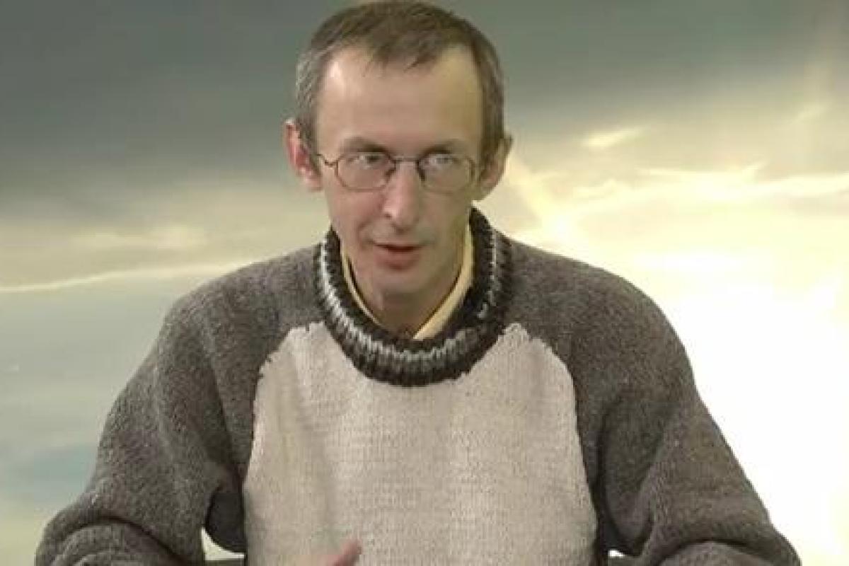 Эль-Мюрид: местных боевиков ненавязчиво разоружают, а Моторолла своевременно "слинял" в Питер Эль-Мюрид: местных боевиков ненавязчиво разоружают, а Моторолла своевременно "слинял" в Питер