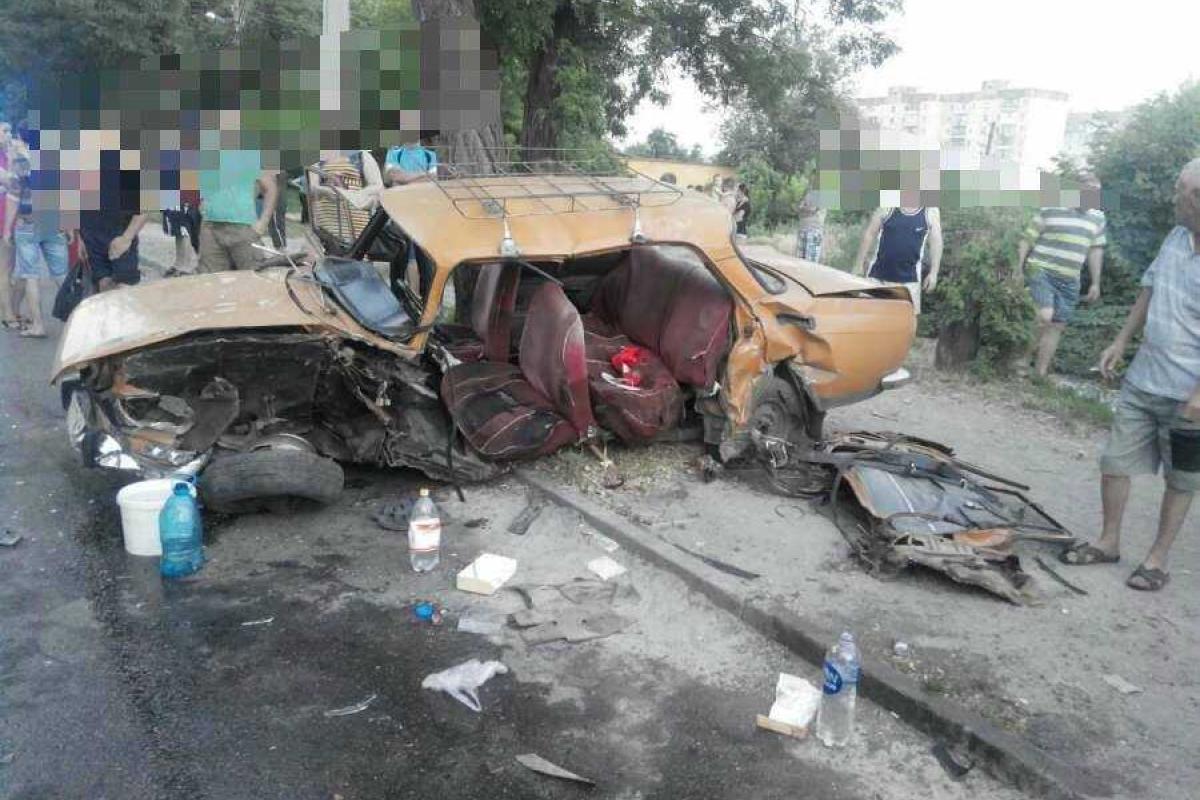 В кровавом ДТП в Кировограде один человек погиб и шестеро травмированы В кровавом ДТП в Кировограде один человек погиб и шестеро травмированы
