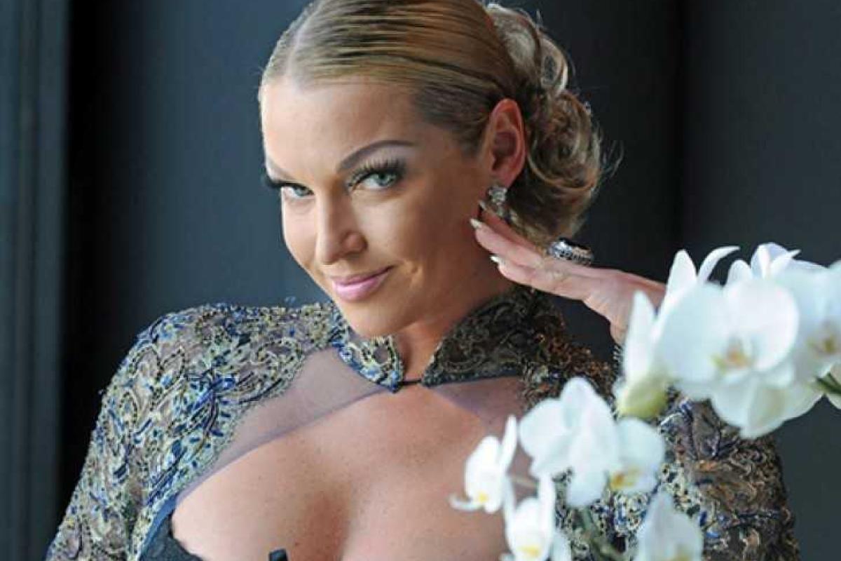 Эпатажная Анастасия Волочкова решила податься в политику