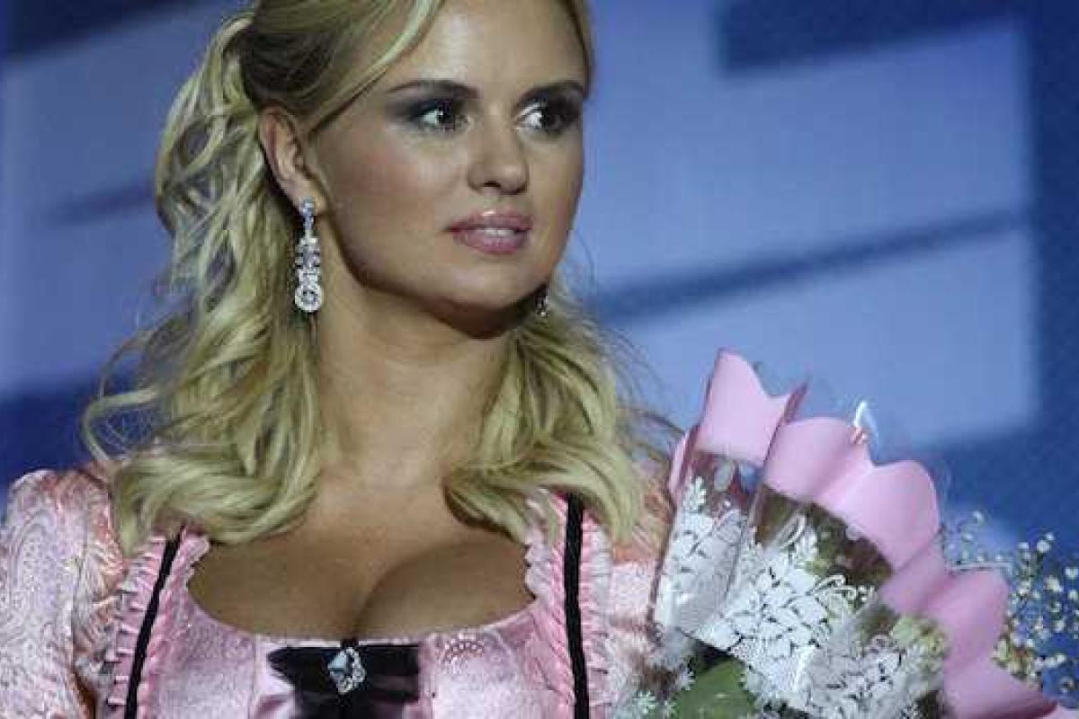 У Анны Семенович новый роман