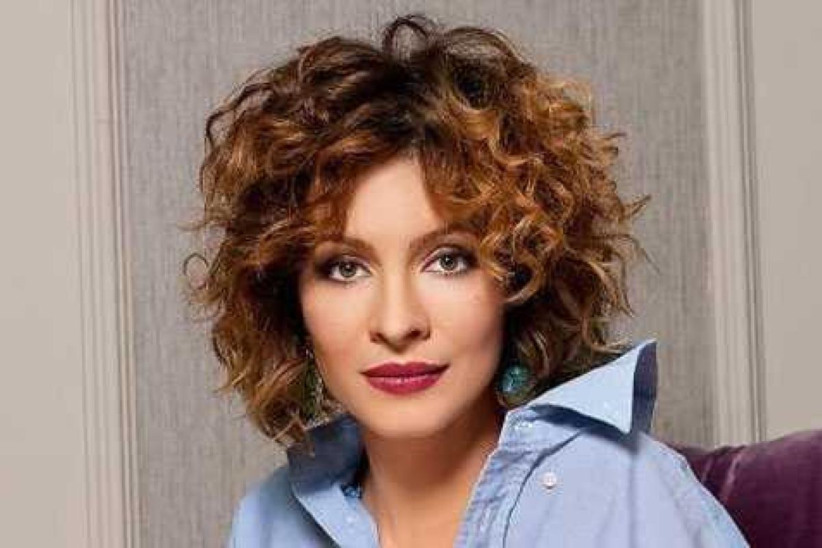 Актриса Елена Подкаминская с маленькой дочкой отдыхает в Осетии