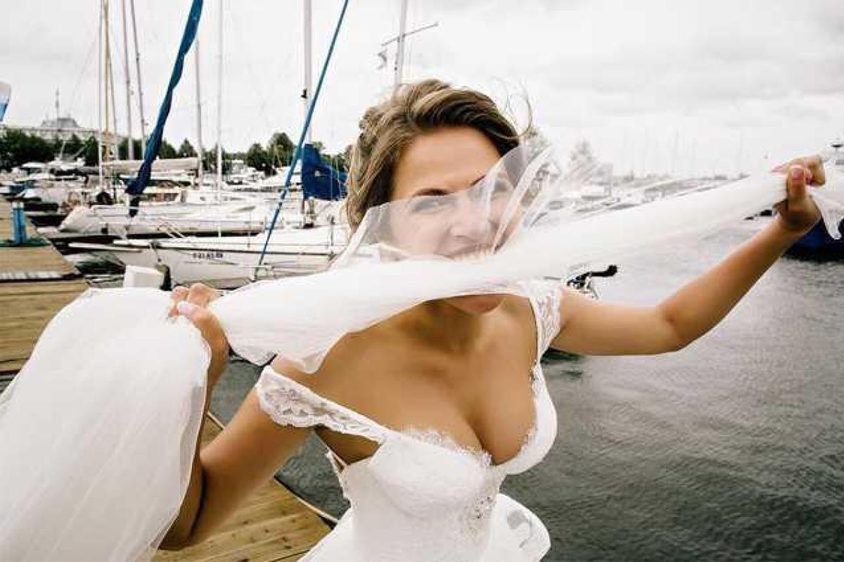 Актриса Юлия Топольницкая опубликовала новые свадебные снимки