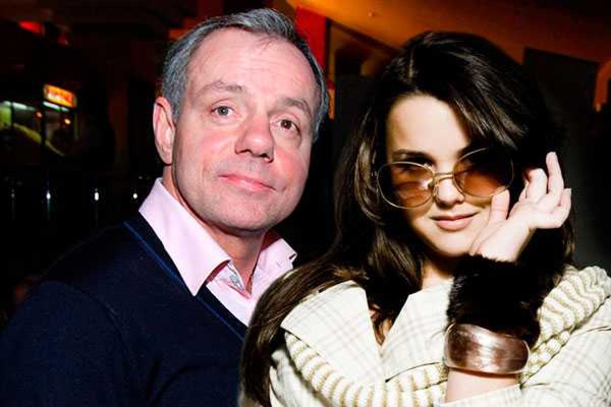 Молодая жена родила актеру Александру Мохову третьего сына