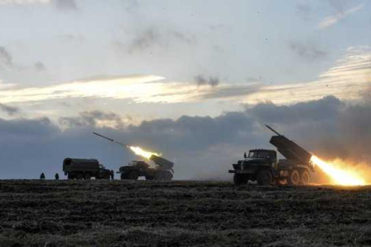 В районе Углегорска боевики развернули новые огневые батареи для гаубиц Д-30 и РСЗО БМ-21 В районе Углегорска боевики развернули новые огневые батареи для гаубиц Д-30 и РСЗО БМ-21