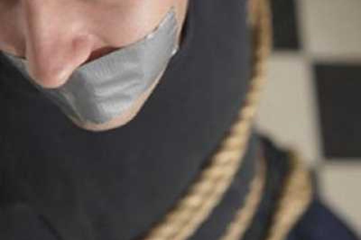 Фатальная прогулка: в Киеве похитили мужчину, его пса пристрелили на месте