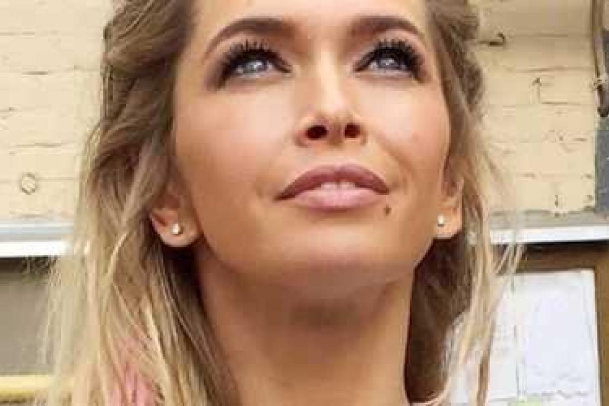 Певица Вера Брежнева побывала в украинском городе, в котором родилась