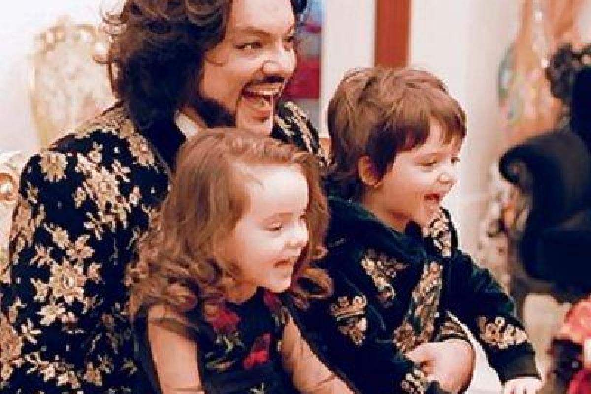 Филипп Киркоров порадовал своих детей походом в цирк