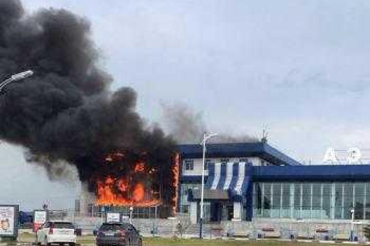 В российском аэропорту Благовещенска бушевал пожар