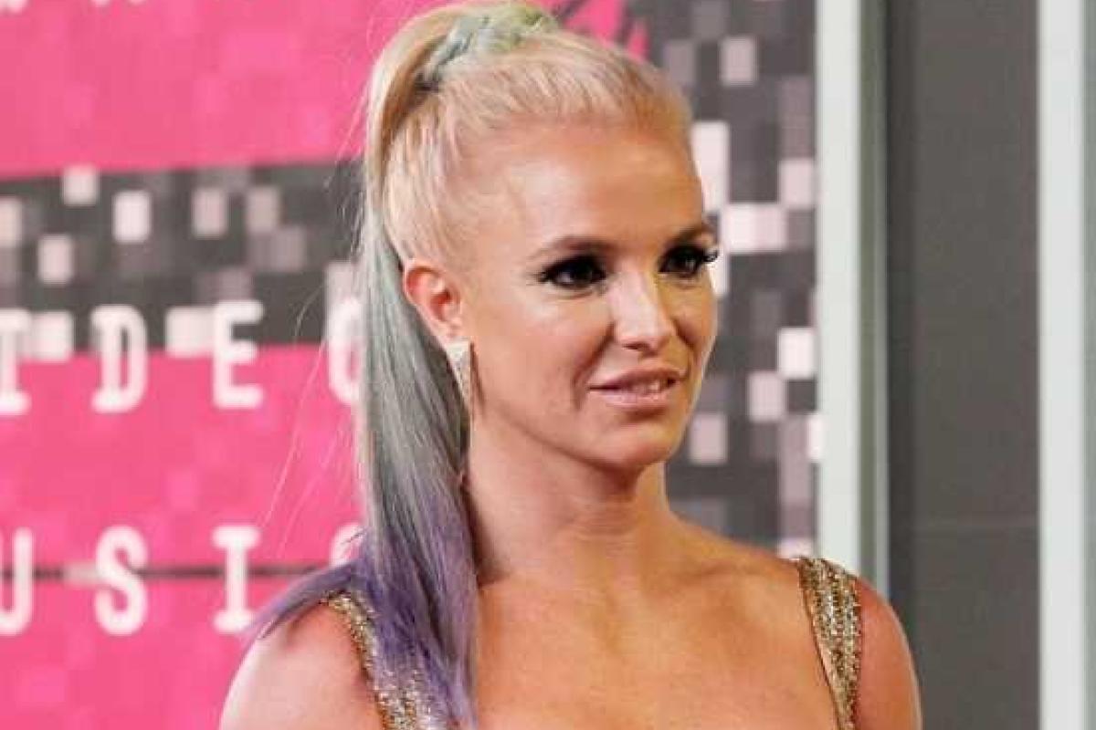 Бритни Спирс доказала, что находится в отличной спортивной форме