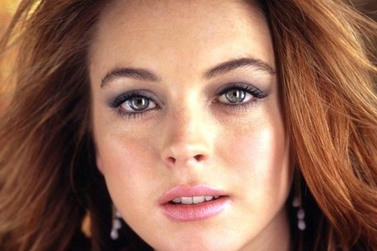 Актриса Линдси Лохан показала интимное фото с русским возлюбленным