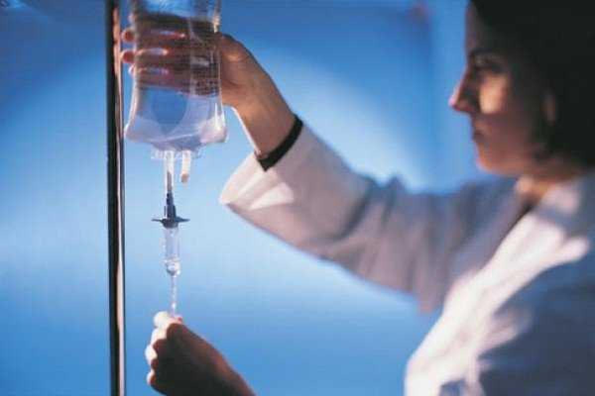 На Закарпатье любитель "зеленого змия" умер, отравившись жидкостью для омывания стекла