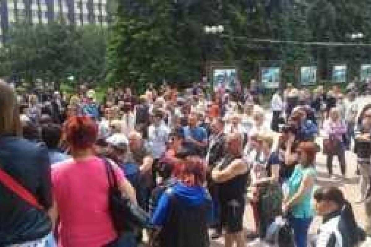 В Горловке закрыты рынки и магазины: бастуют предприниматели