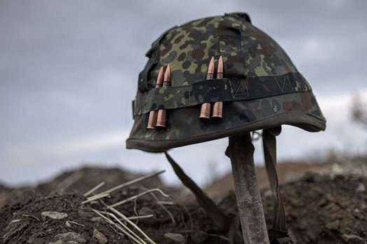 В зоне АТО на Донбассе за минувшие сутки 1 боец ВСУ погиб и 4 были ранены В зоне АТО на Донбассе за минувшие сутки 1 боец ВСУ погиб и 4 были ранены