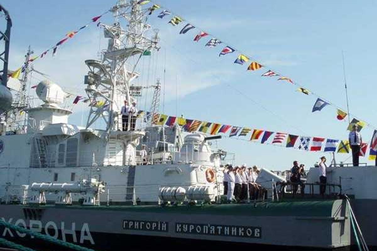В Одессе проходят торжества по случаю Дня ВМС В Одессе проходят торжества по случаю Дня ВМС