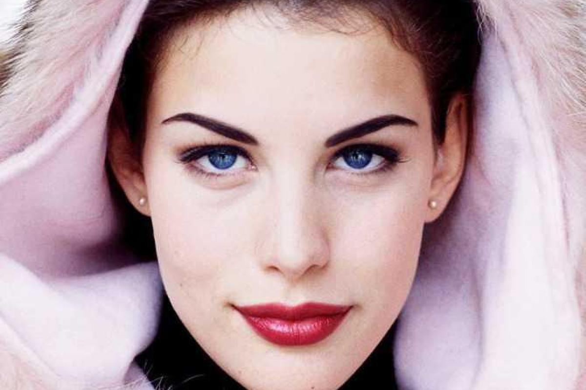 Актриса Лив Тайлер не стала скрывать от публики новорожденную дочь