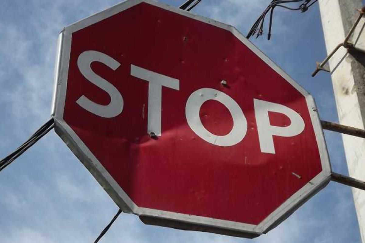 На КПВВ "Марьинка" идет жесткая проверка всех пересекающих линию разграничения На КПВВ "Марьинка" идет жесткая проверка всех пересекающих линию разграничения