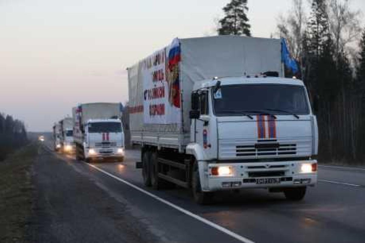 На Донбасс из России мчится 54-й гумконвой На Донбасс из России мчится 54-й гумконвой