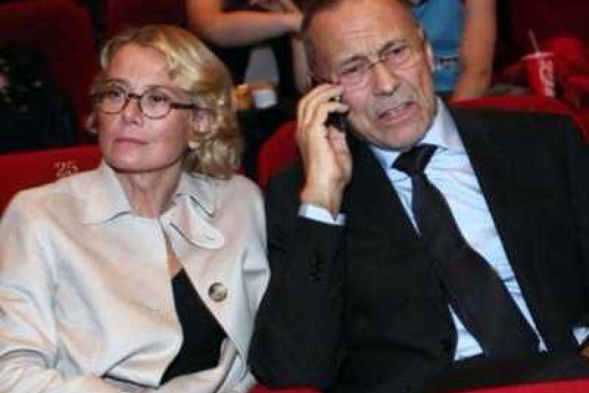 Медики сообщили об улучшении состояния дочери Кончаловских