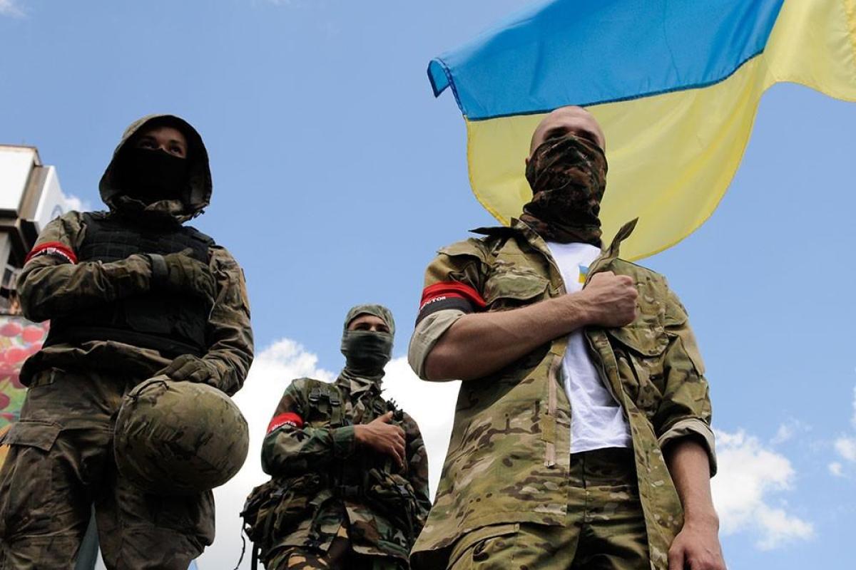 Блогер: Украина не может сдаться. Слишком много украинцев научились воевать и убивать врага Блогер: Украина не может сдаться. Слишком много украинцев научились воевать и убивать врага