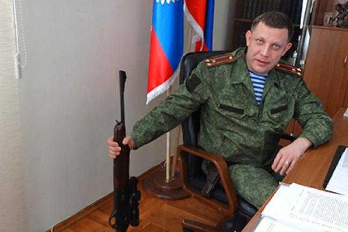 Захарченко грозит в случае наступления ВСУ гнать украинских бойцов до самого Киева Захарченко грозит в случае наступления ВСУ гнать украинских бойцов до самого Киева