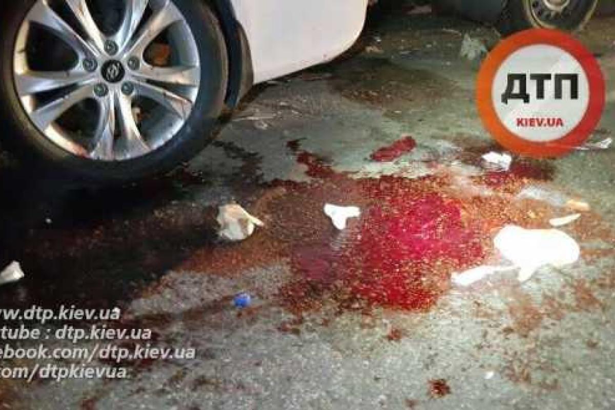 Оперативное видео последствий жуткого ДТП в Киеве: пьяный водитель тяжело травмировал копов