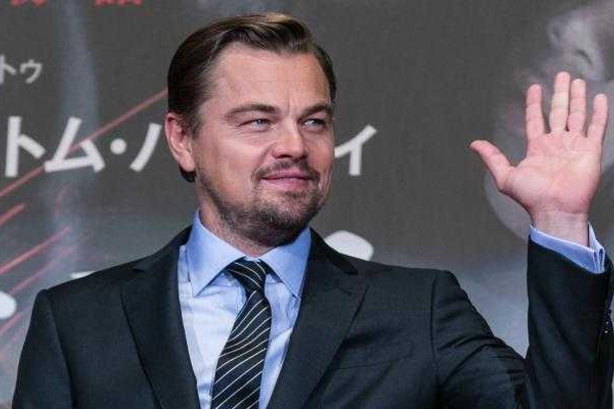 В сеть попало видео аварии, в которую попал актер Леонардо Ди Каприо В сеть попало видео аварии, в которую попал актер Леонардо Ди Каприо