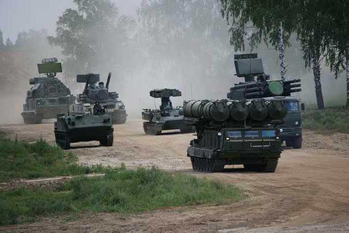 В России продолжается масштабная проверка боеготовности армии В России продолжается масштабная проверка боеготовности армии