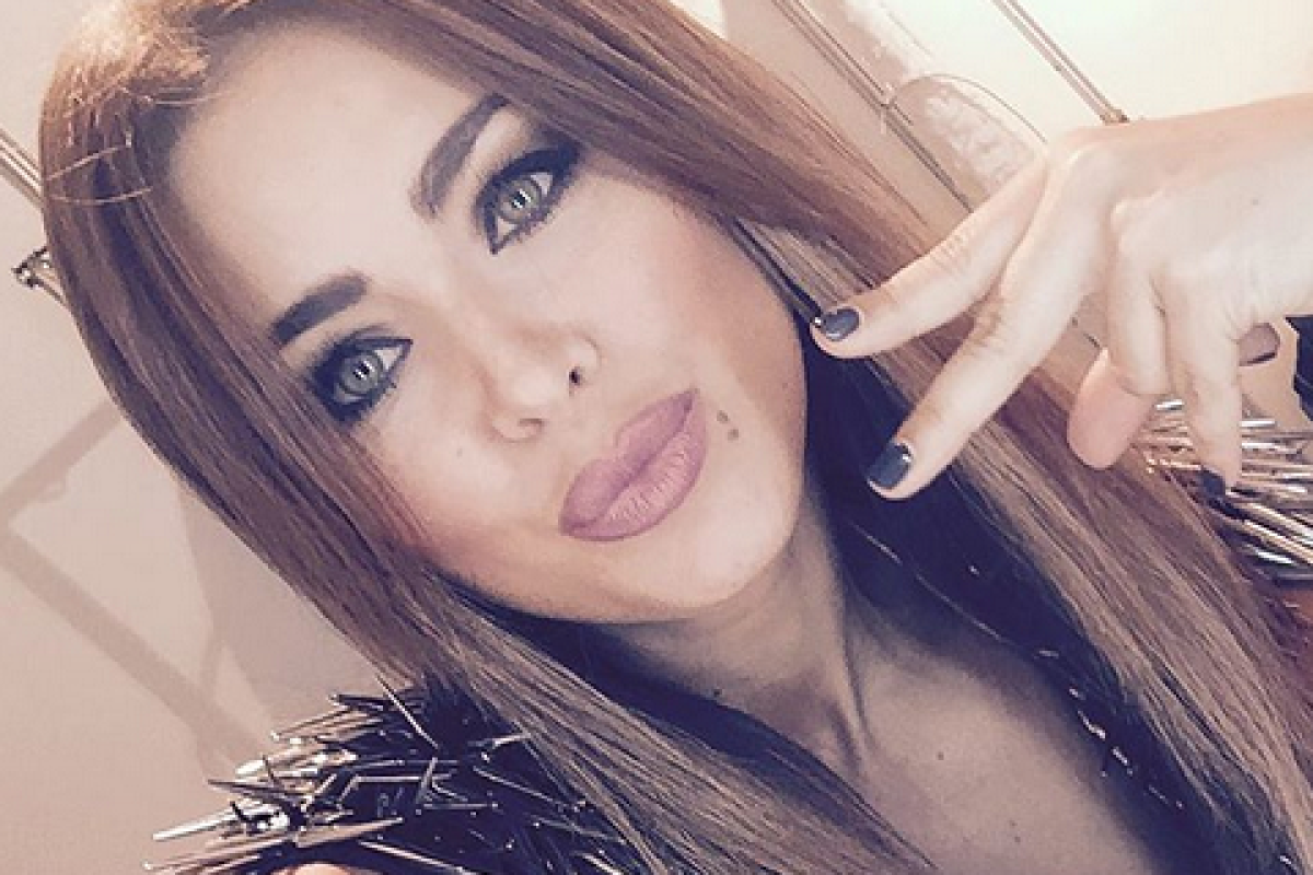 Ани Лорак показала фигуру в откровенном смелом платье Ани Лорак показала фигуру в откровенном смелом платье