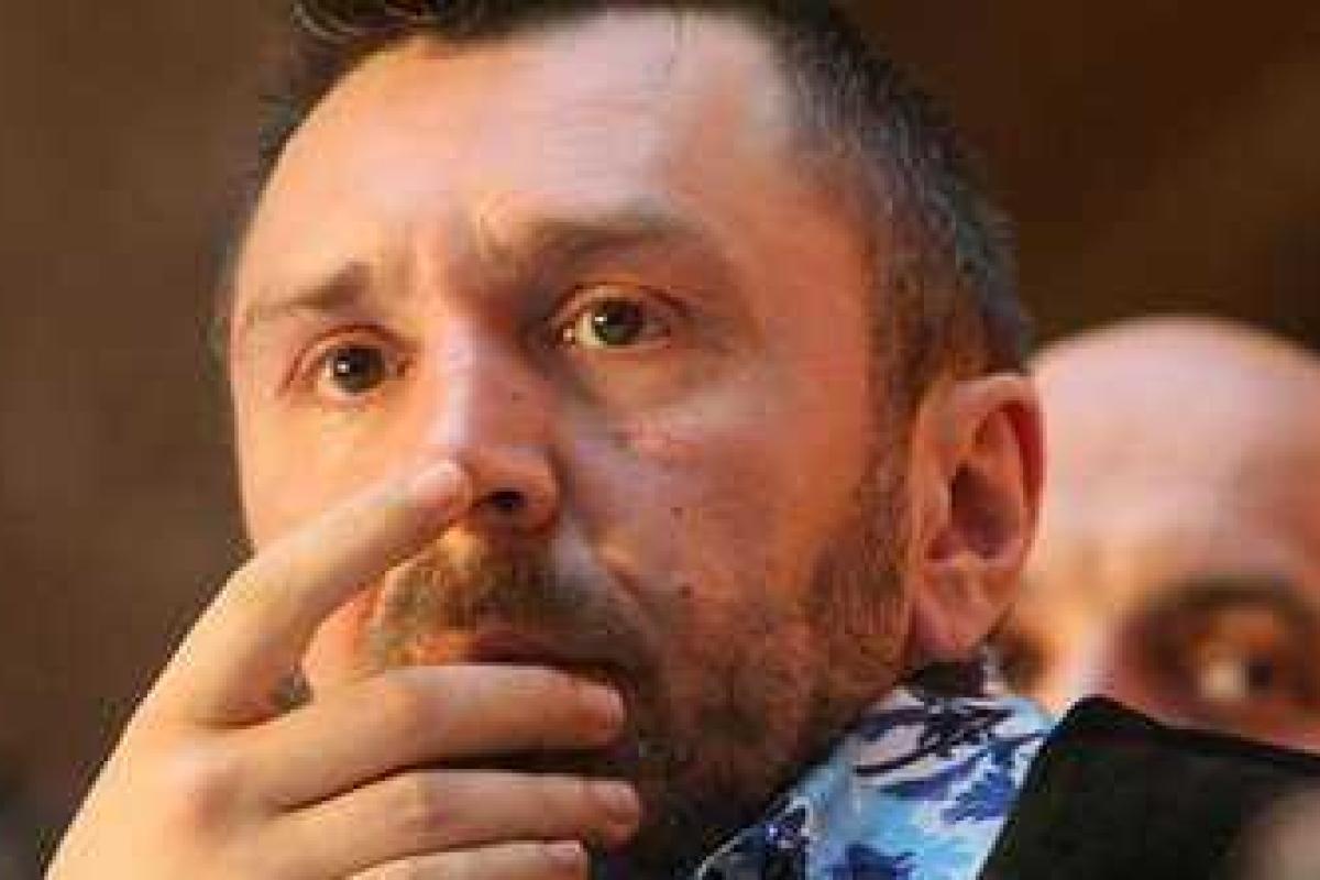 Сергей Шнуров объяснил, почему группа "Ленинград" не едет с гастролями в Украину Сергей Шнуров объяснил, почему группа "Ленинград" не едет с гастролями в Украину